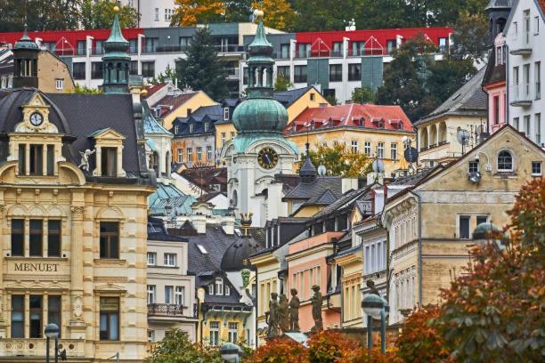Imperial Apartment In Bohemia Residence By Rentez Karlovy Vary Esterno foto