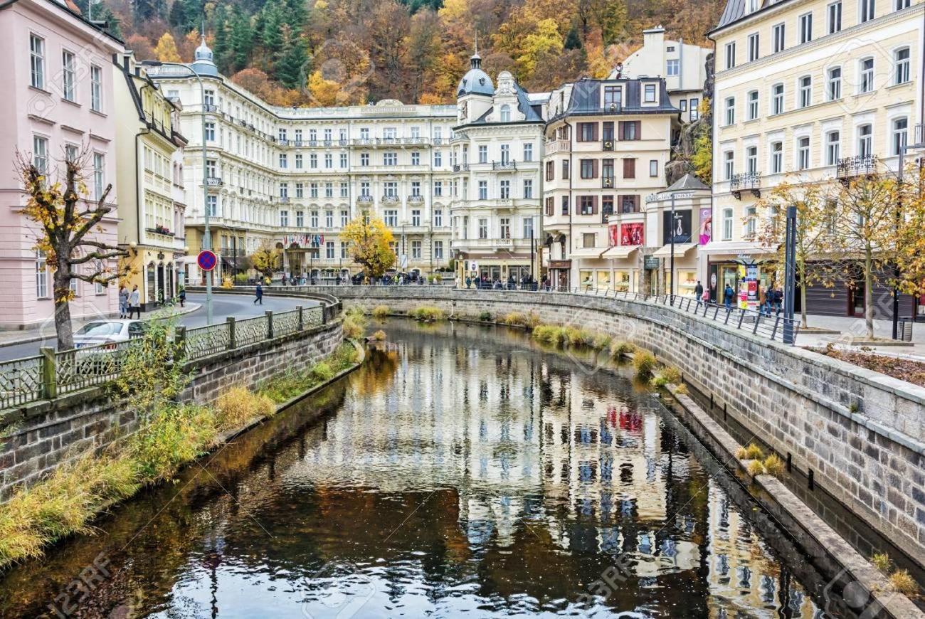 Imperial Apartment In Bohemia Residence By Rentez Karlovy Vary Esterno foto