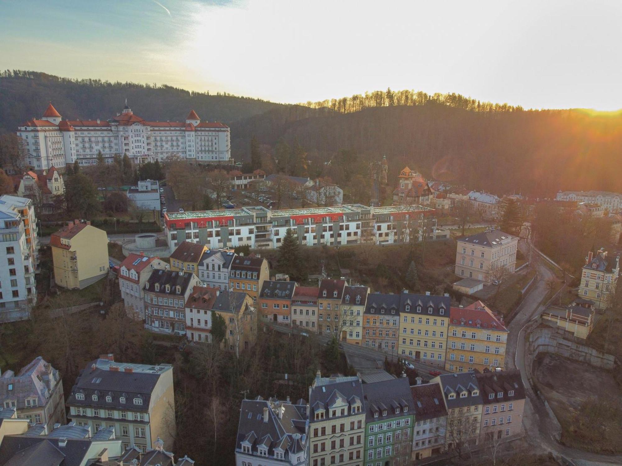 Imperial Apartment In Bohemia Residence By Rentez Karlovy Vary Esterno foto